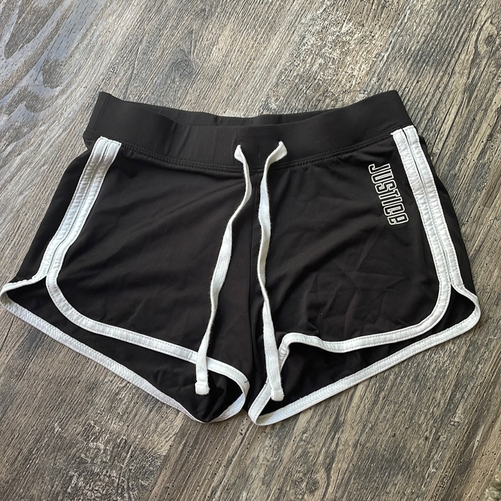 Justice short